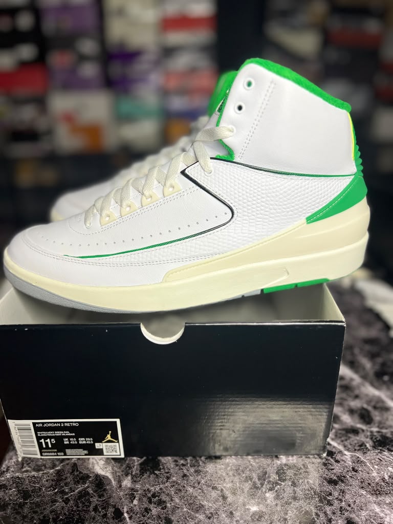 Air Jordan 2 Retro "Lucky Green" (Style Code: DR8884-103) *PRE-LOVED*