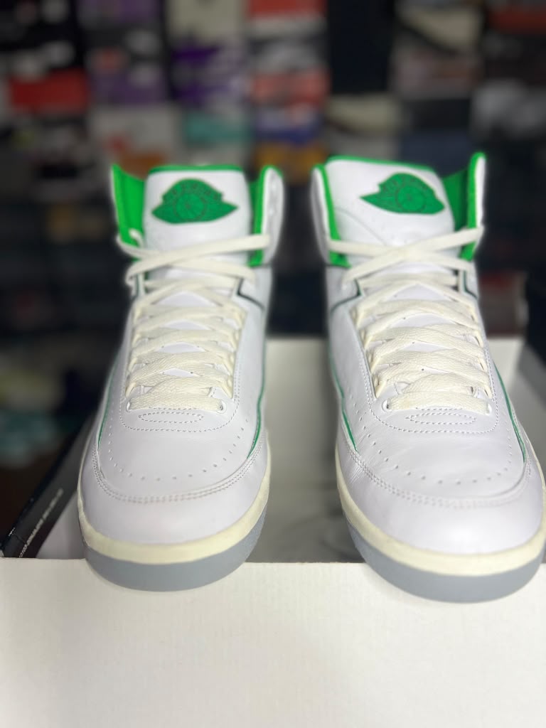 Air Jordan 2 Retro "Lucky Green" (Style Code: DR8884-103) *PRE-LOVED*