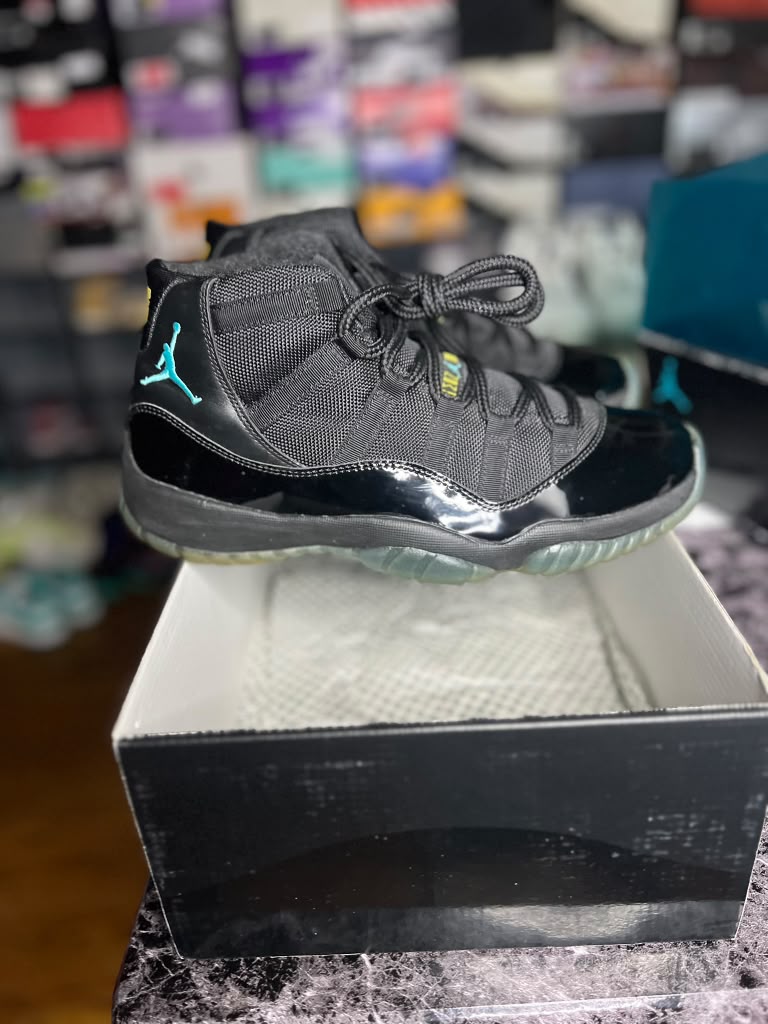 Air Jordan 11 Retro "Gamma Blue" (Style Code: 378037-006) *PRE-LOVED*
