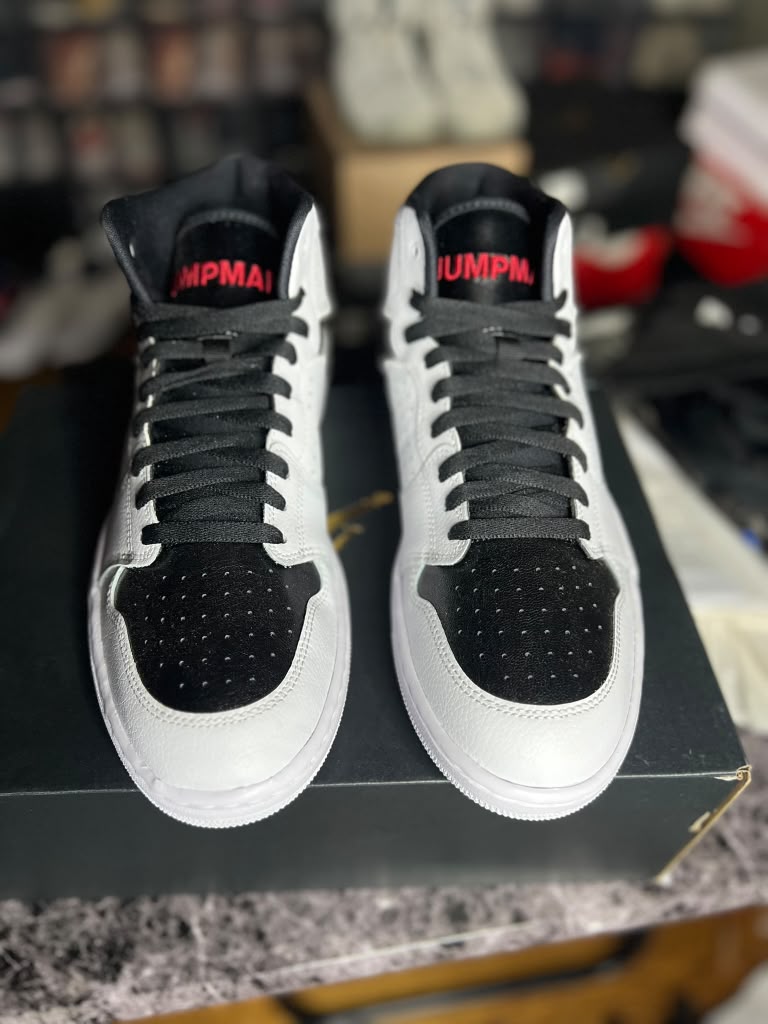 Air Jordan Access "White / Black / Gym Red" (Style Code: AR3762-101) *NEW*