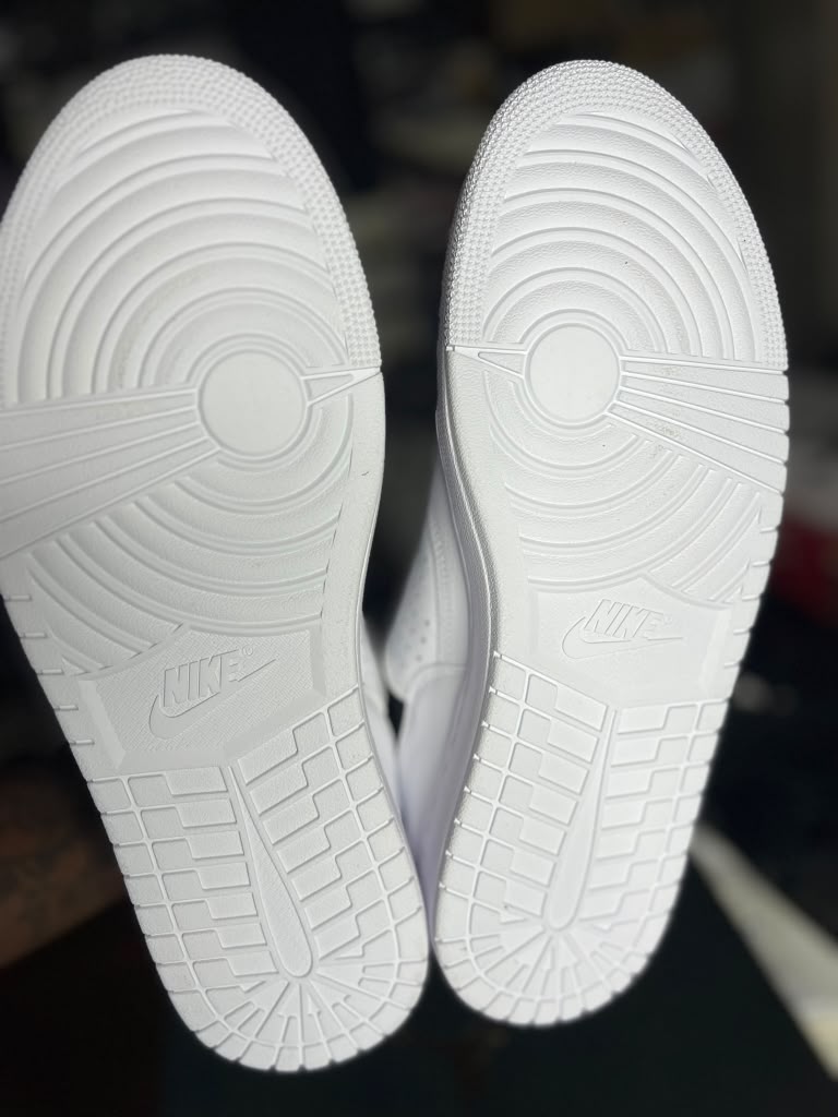 Air Jordan Access "White / Black / Gym Red" (Style Code: AR3762-101) *NEW*