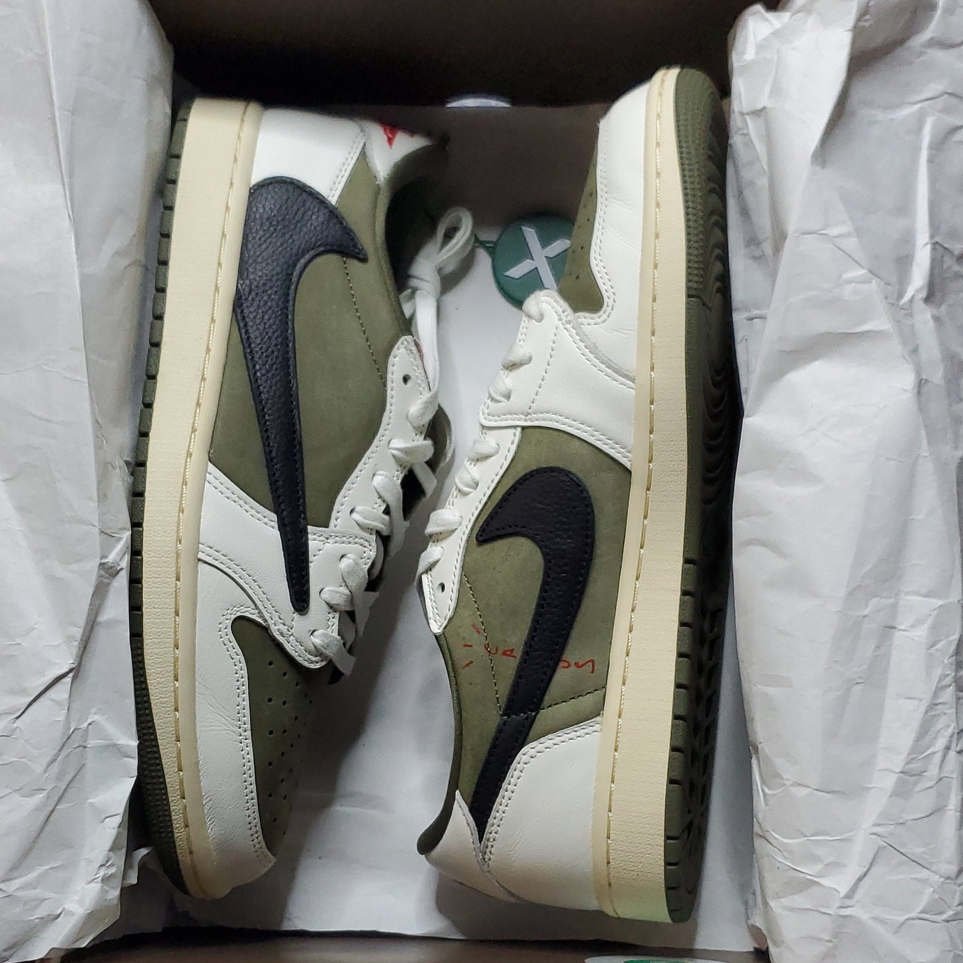 Jordan 1 Low OG SP "Travis Scott" Olive 9.5M