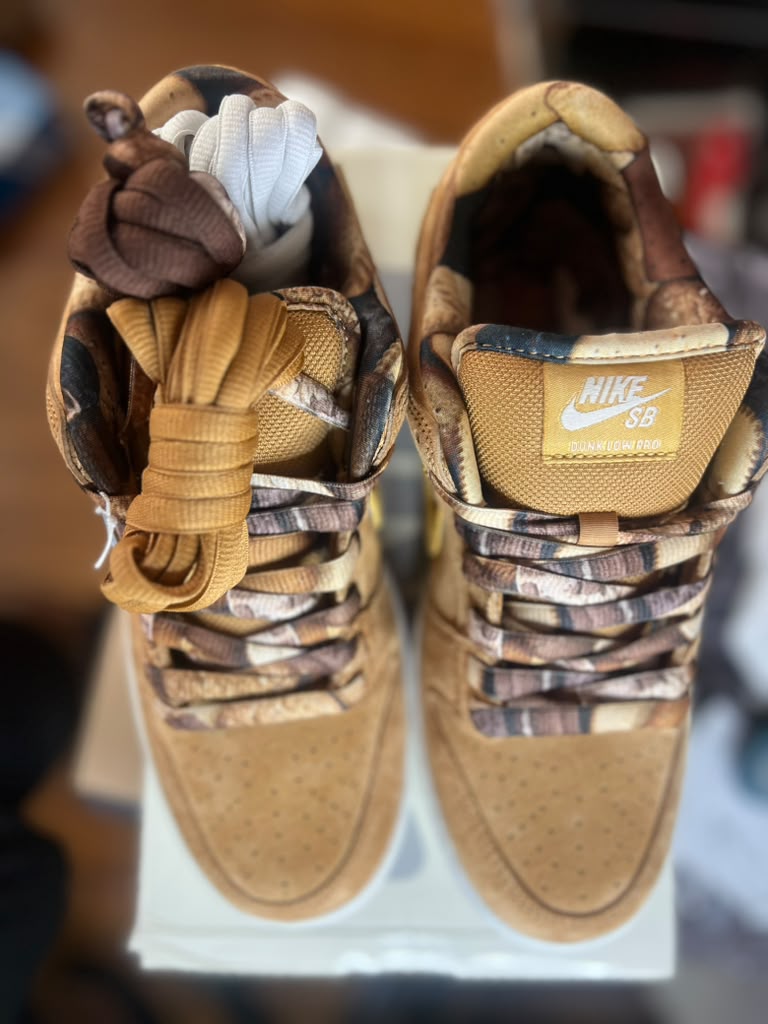 The Nike SB Dunk Low Pro QS "Brew & Biscuits" (SKU: IO9508-200) OG ALL *NEW*